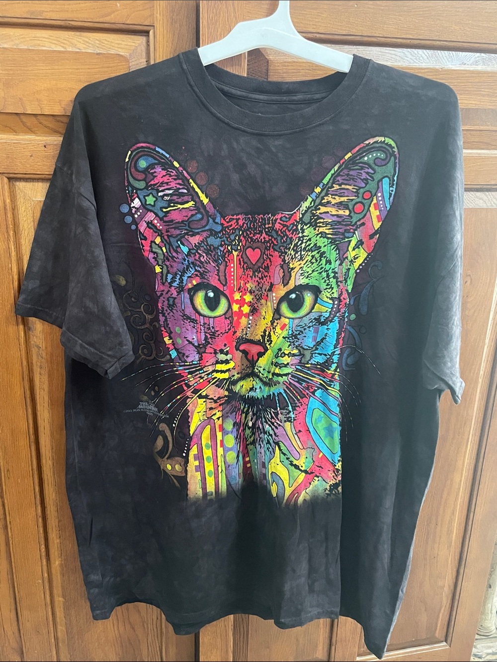 The Mountain Black Tye Dye Tee with Vibrant Multicolor Cat Face NWOT Sz. 3XL